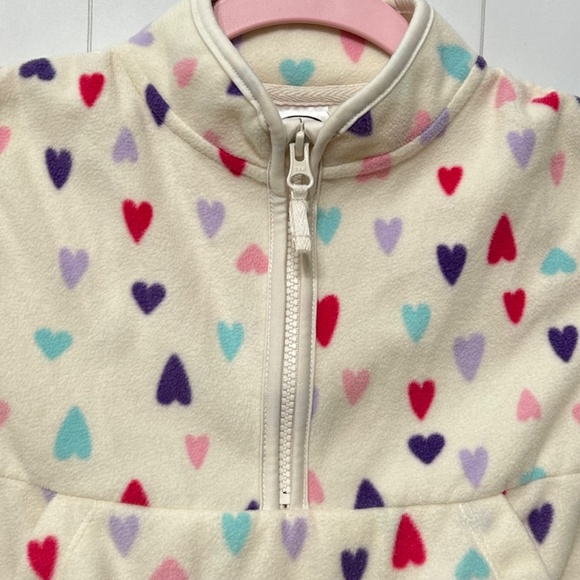 Athletic cozy Sherpa pullover - Picture 2 of 10